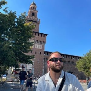 Meet your Posher, Zachary